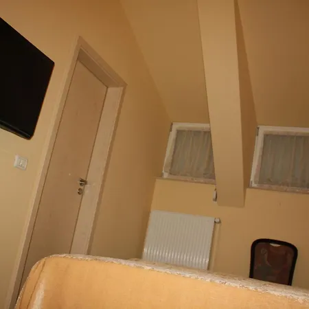 Bed & Breakfast Pensiunea Zodiac Timişoara