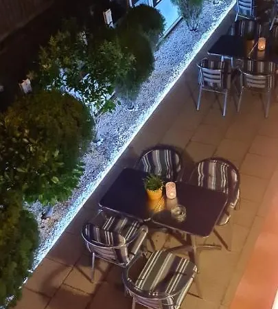 Pensiunea Zodiac فندق مبيت وإفطار تيميشورا