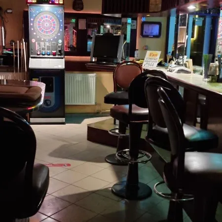 فندق مبيت وإفطار Pensiunea Zodiac 3*